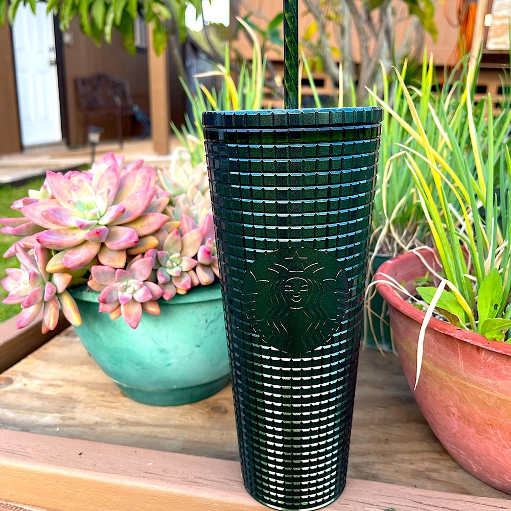 💚NEW Starbucks Olive Dark Green Holiday Christmas Disco Grid Venti Tumbler cup✨